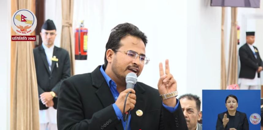 सुदन माथि खनिदै ज्ञानेन्द्र शाहीले भने  गृहमन्त्री हो कि कन्टेन्ट क्रियटर ?